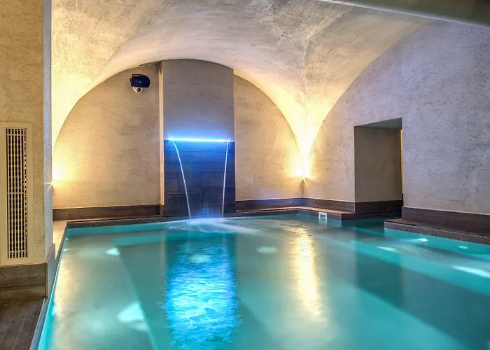 Hotel 77 Seventy-Seven - Maison D'Art Collection